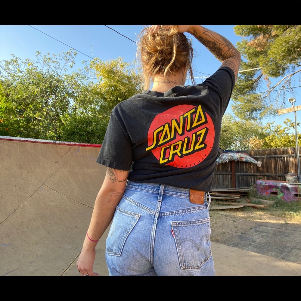 ****SOLD**** Vintage Santa Cruz skate T